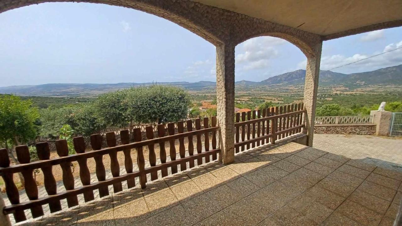 La Casa Nella Natura Villa Perfugas ภายนอก รูปภาพ